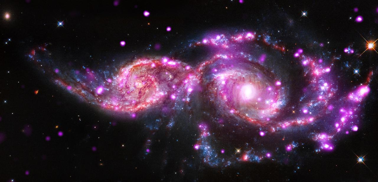 Galactic Gathering Gives Impressive Light Display photography by guiiu on Glass Gallery